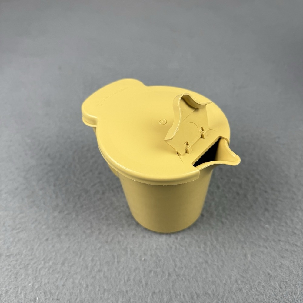 Vintage TUPPERWARE‎ Creamer 574-11 Flip Top Yellow Harvest Gold Orlando Florida